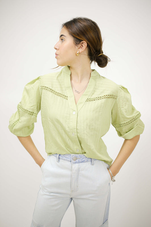 CAMISA LISTRA COM ENTREMEIOS RENDA