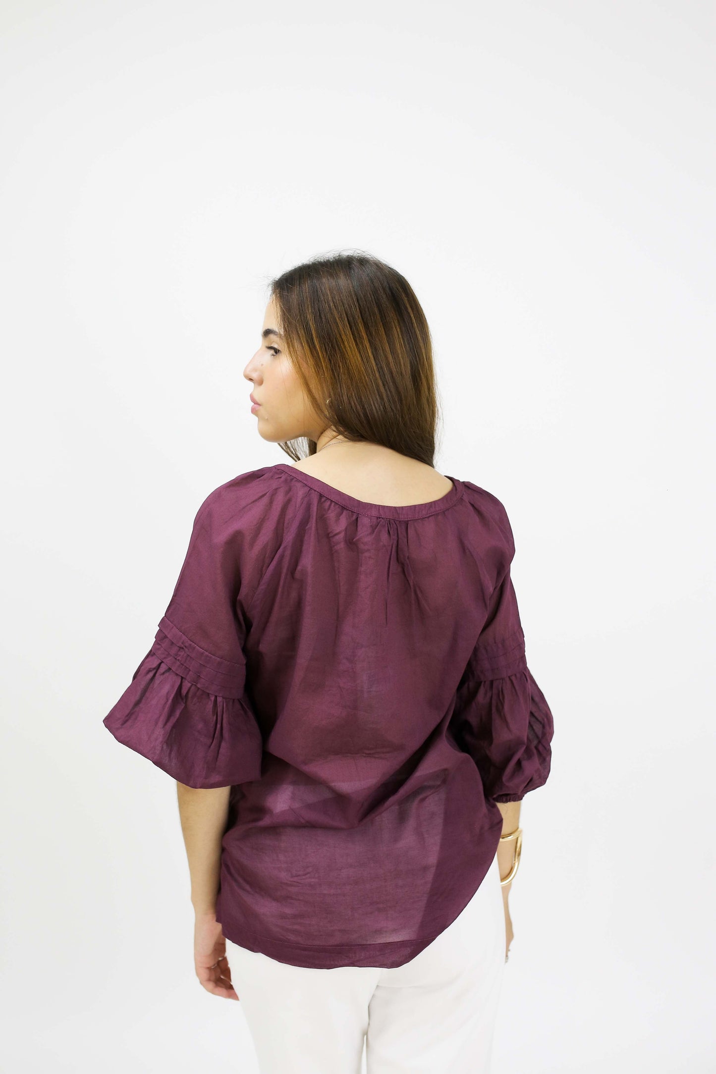 BLUSA MANGA 3/4 COM DETALHE NERVURAS