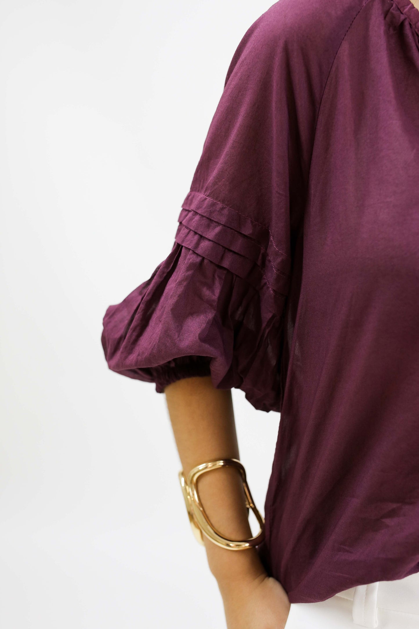 BLUSA MANGA 3/4 COM DETALHE NERVURAS